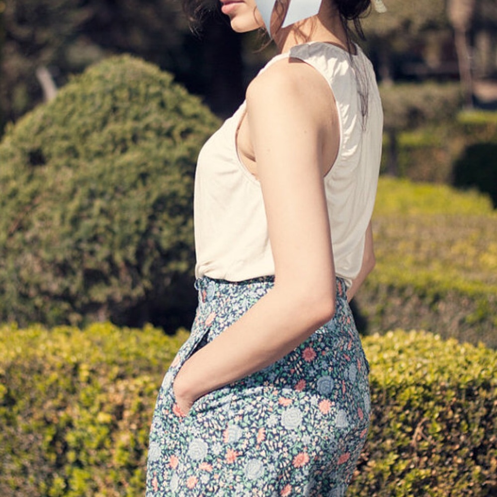 Vintage 80s Navy Blue Floral High Waisted Shorts